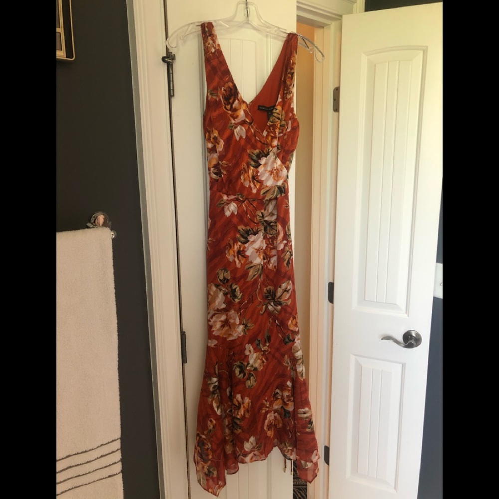 Floral Orange Midi Dress - Picture 4 of 6
